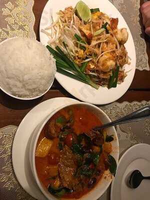 ร้านอาหาร บ้านอาจารย์