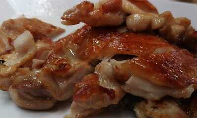 ไก่ย่างหนังกรอบป้าแก้ว