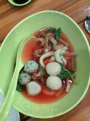 เจียงลูกชิ้นปลา