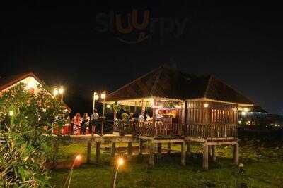 เย็นนั่งเล่า เช้ากาแฟ