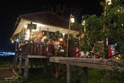 เย็นนั่งเล่า เช้ากาแฟ