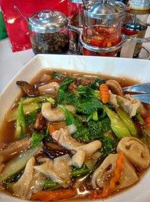 Koko (thai And Vegetarian Restaurant)