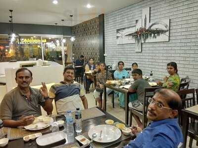 Thai Thanthai Unavagam