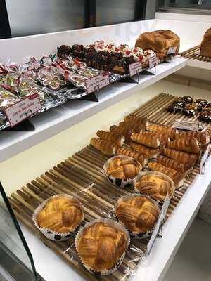 เฟลเวอร์ ฟีลด์