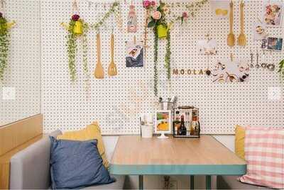 Moola Cafe