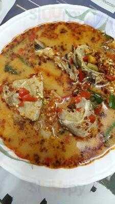 ร้านอาหาร หัวปลาหม้อไฟ