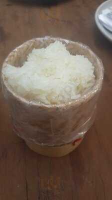 สวนอาหาร ส้มตำซีฟู้ดไทยอีสาน