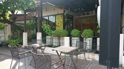 ลาร์นาเฮ้าส์