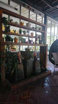 ลาร์นาเฮ้าส์