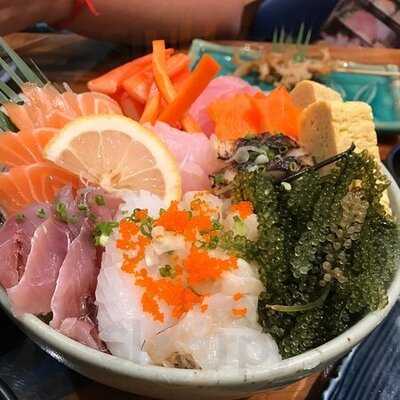 โอกามิซูซิ พรีเมี่ยมบุฟเฟ่ต์