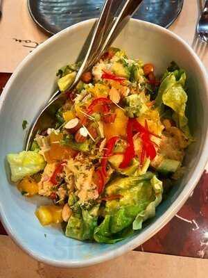 Cocotte Farm Roast & Winery