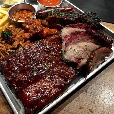 Daddy G’s Smoke & Brew