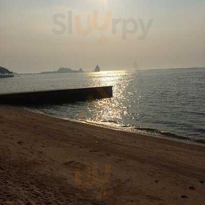 ร้านอาหาร มุมอร่อย (อุดมสุข)