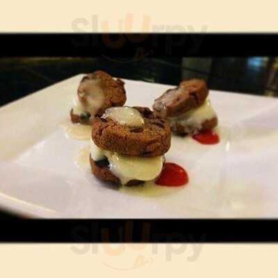 No. 18 Restaurant And Bar