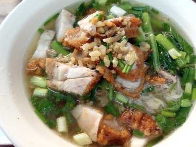 บะหมี่ รุ่งเรือง