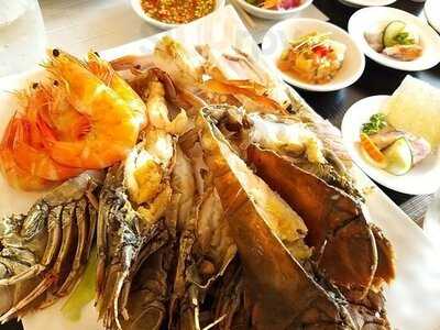 คาเฟ่แอททู