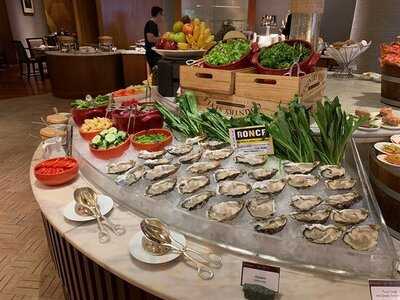 คาเฟ่แอททู