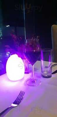 แพลทินัม โมเดิร์น ไทย