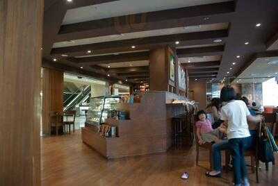 Gloria Jeans Asoke