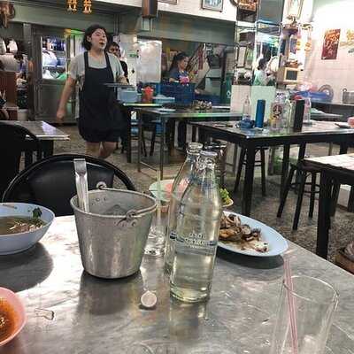 เจ๊เล็กซุปเปอร์ลูกทุ่ง