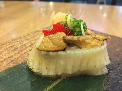 Sushi Den Siam Square