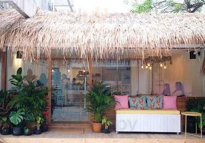 Summer Bowl Hawaiian Cafe