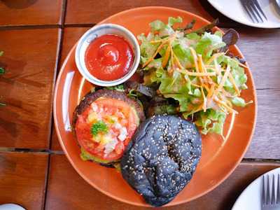 Summer Bowl Hawaiian Cafe