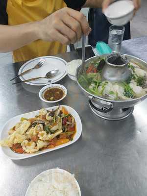 หัวปลาช่องนนทรี