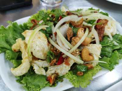 หัวปลาช่องนนทรี