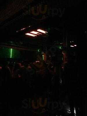 เดโมผับ