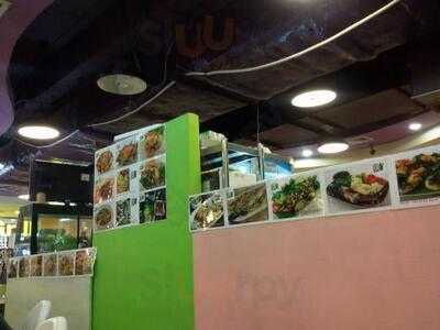 ส้มตำ ยำซ่า