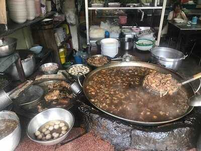 วัฒนาพานิช ก๋วยเตี๋ยวเนื้อ