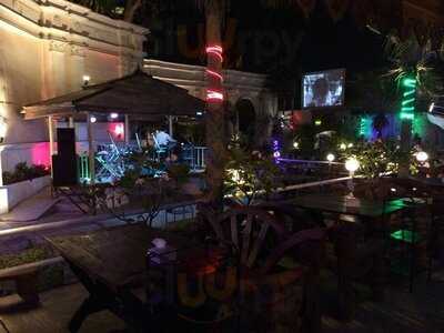 ร้านอาหาร ป กุ้งเผา