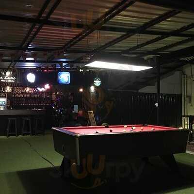 ลา ลูน บาร์ & บิสโตร