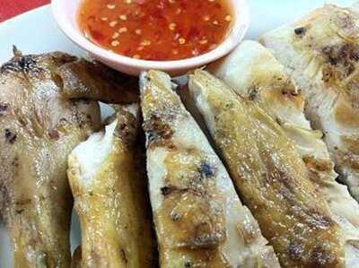 ร้านอาหาร ลาบหลังสวน