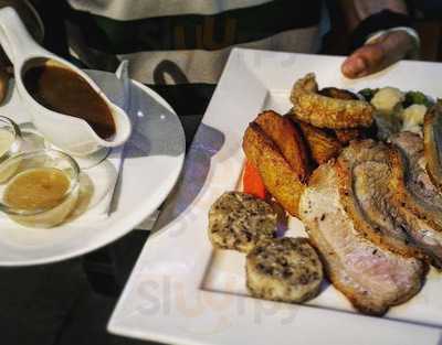 Fitzgeralds Irish Pub