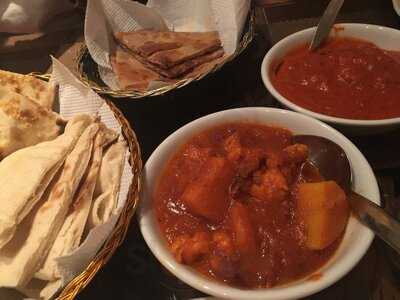 ร้านอาหาร หิมาลัยชาช่า