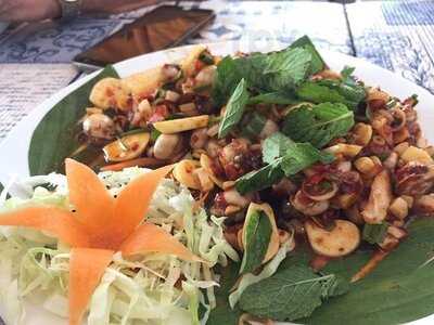 ร้านอุดม ซีฟู้ด สาขาเทียนทะเล