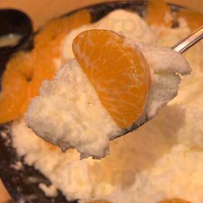 Hollys Coffee - Central Bangna