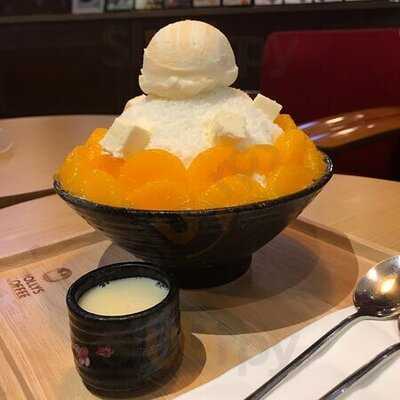 Hollys Coffee - Central Bangna