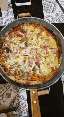 Sugartales Cafe & Bistro