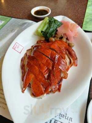 ดั๊กกี้สุกี้