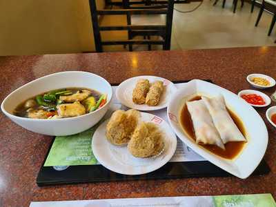 ดั๊กกี้สุกี้