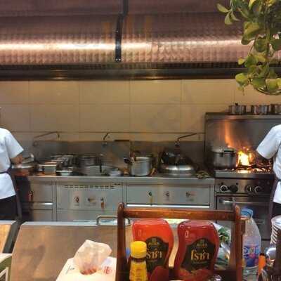 Took Lae Dee Restaurant At Foodland Supermarket