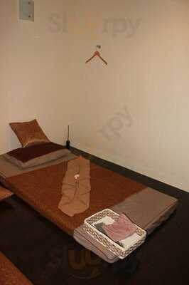 ร้านอาหาร ไวน์ฟิวชั่น