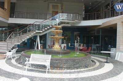 ร้านอาหาร ไวน์ฟิวชั่น