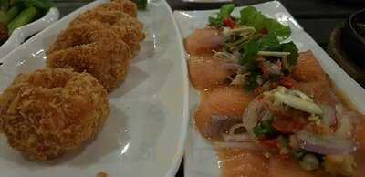 ร้านอาหาร เลคเฮ้าส์