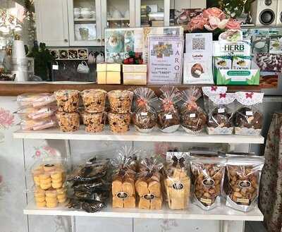 วินเทจ โรแมนซ์ คาเฟ่ แอนด์ แกลเลอรี่