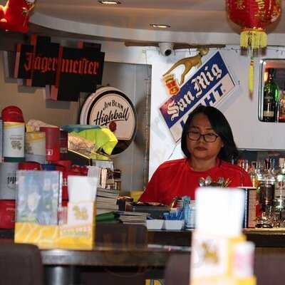 The Clubhouse Sports Bar & Grill