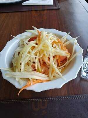 สุภัทรา ริเวอร์ เฮ้าส์